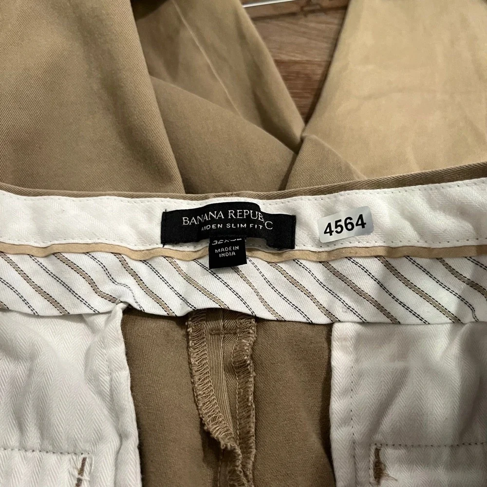 Banana Republic Aiden Slim Fit Chinos Khaki Tan Stretch Pants 32x30 Mens
